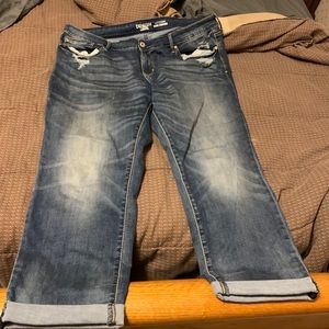 Women’s Levi Size 18 Cuffed Jeans